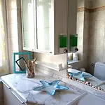 La Casa Di Ele, Parcheggio Privato Gratuito La Spezia