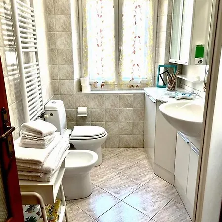 La Casa Di Ele, Parcheggio Privato Gratuito Daire La Spezia